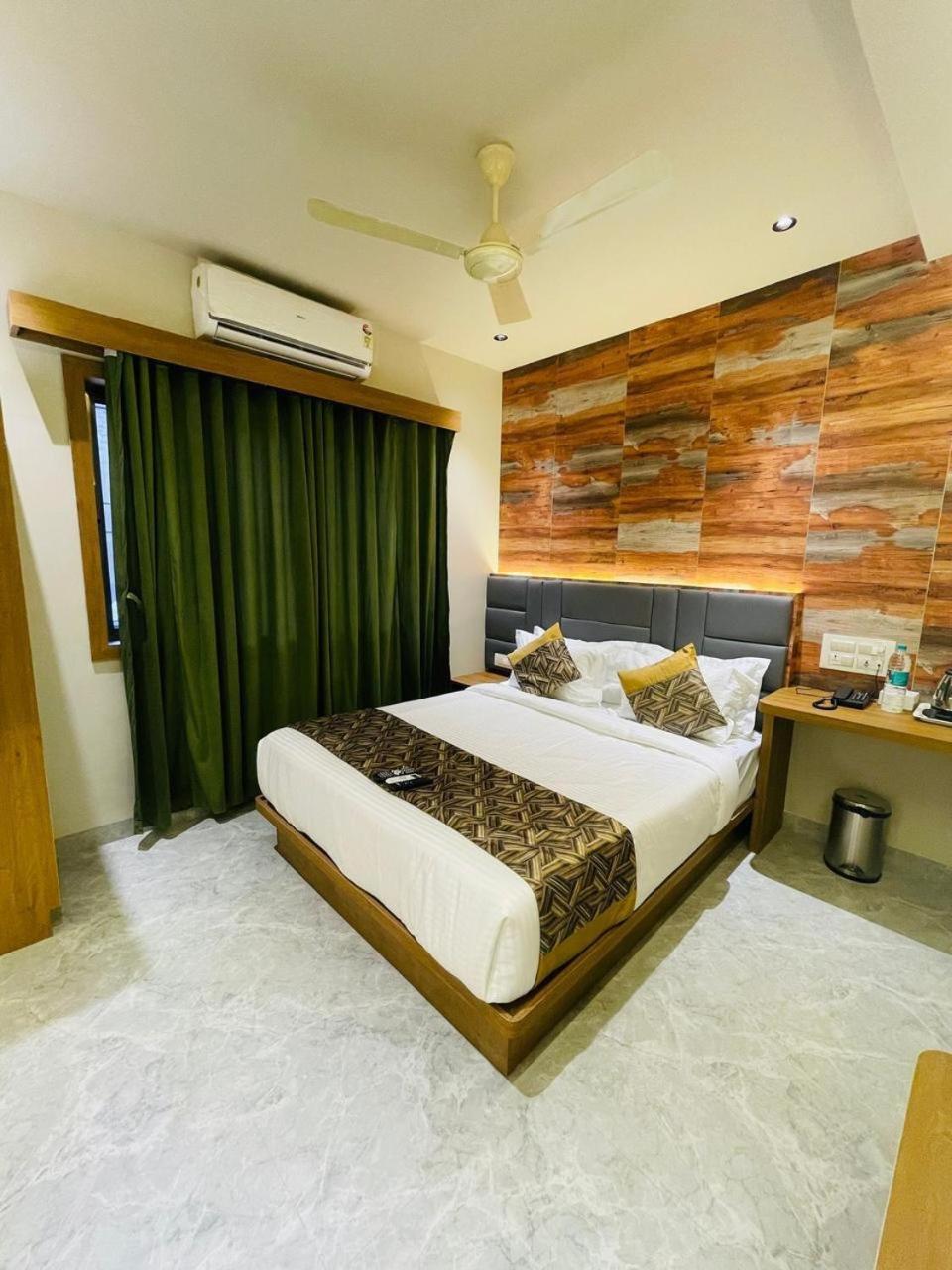 Hotel T2 International Mumbai Airport — Photos 3